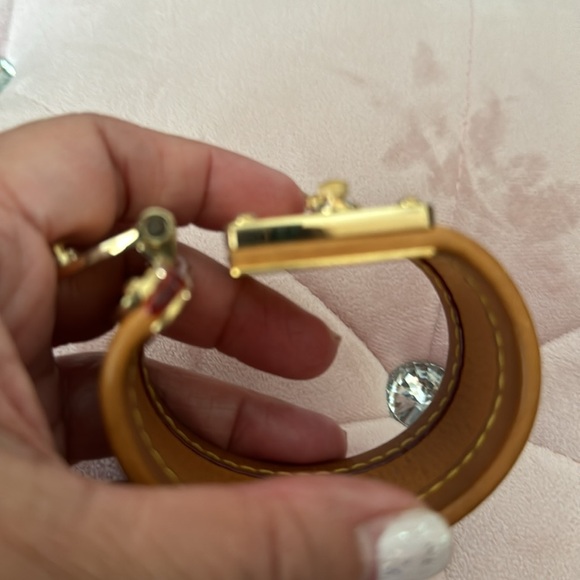 Louis Vuitton white Multicolor Koala Bracelet - Picture 7 of 8